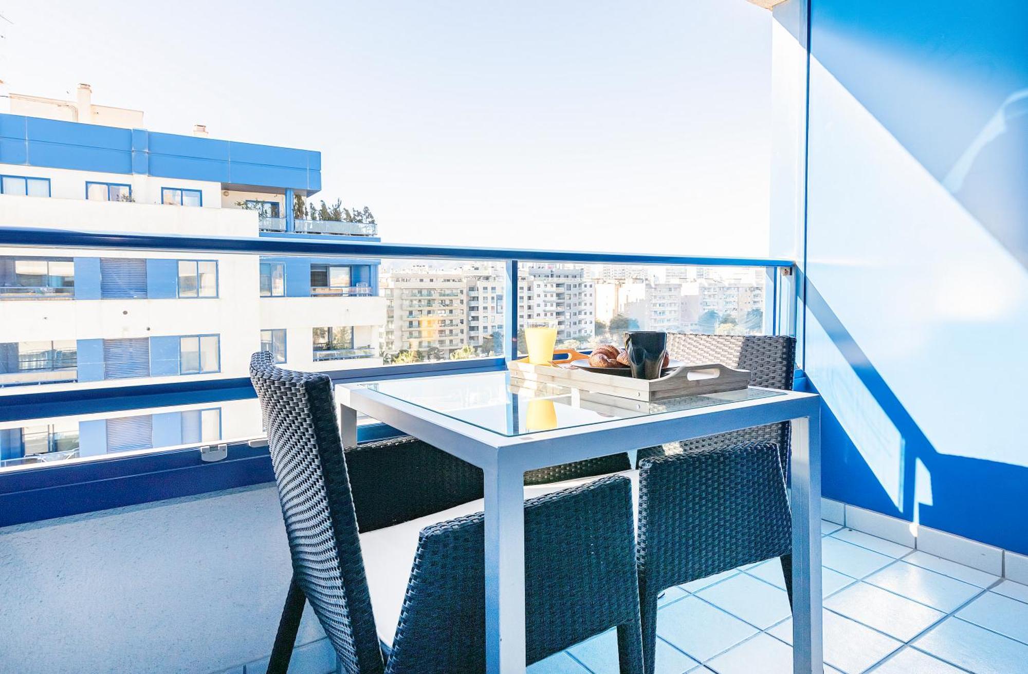 Bhost - Pacifico Apartment Малага Екстериор снимка