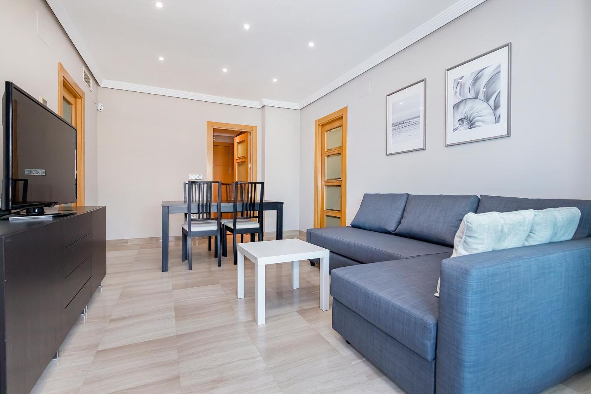 Bhost - Pacifico Apartment Малага Екстериор снимка